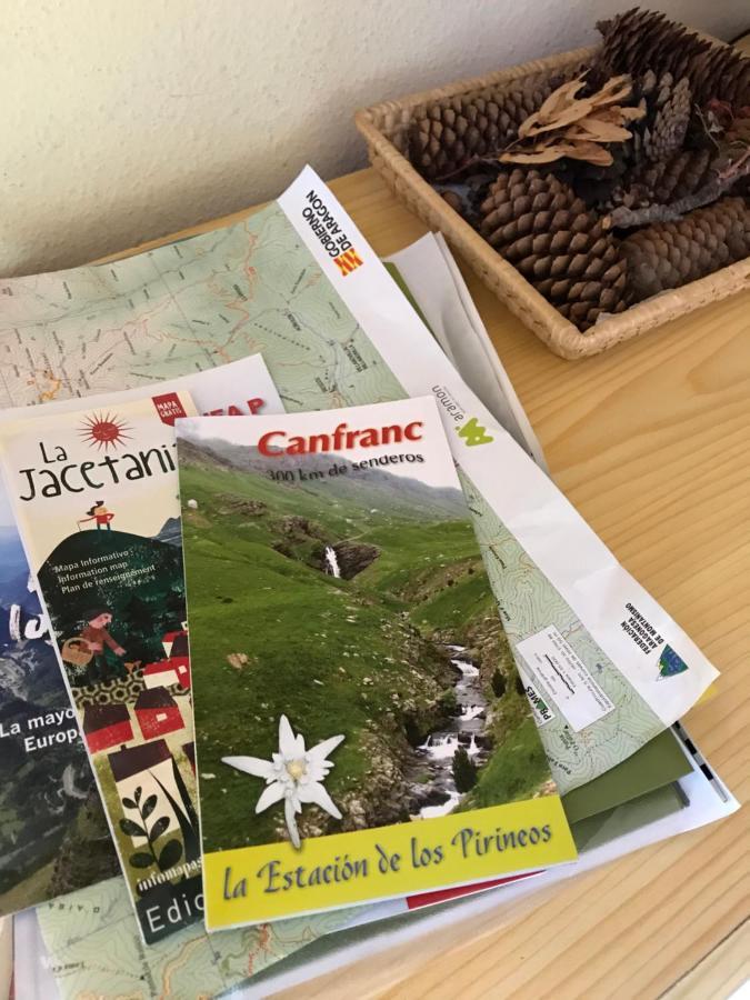 El Refugio De La Ardilla, Apartamento Canfranc-Estacion Bagian luar foto