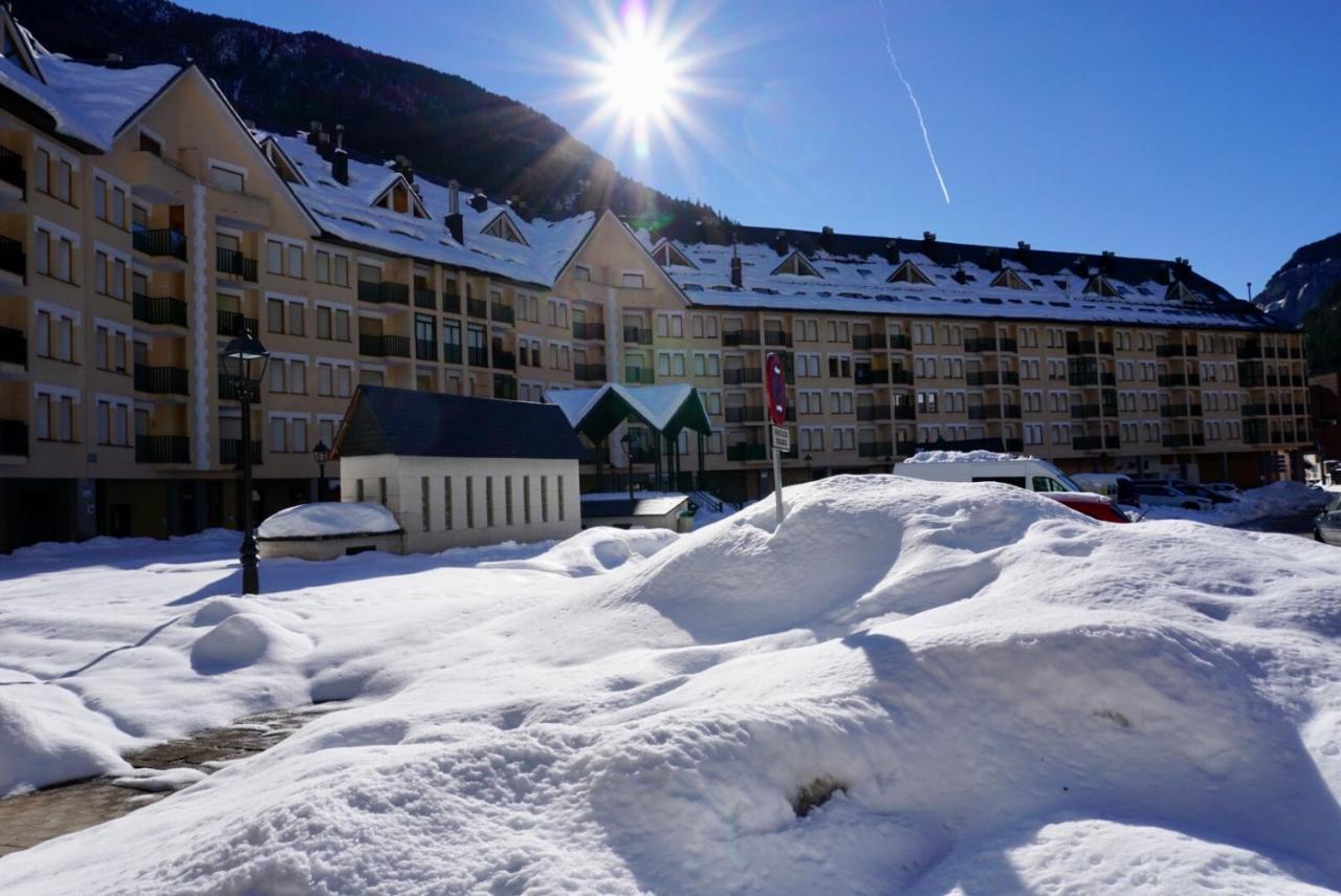 El Refugio De La Ardilla, Apartamento Canfranc-Estacion Bagian luar foto