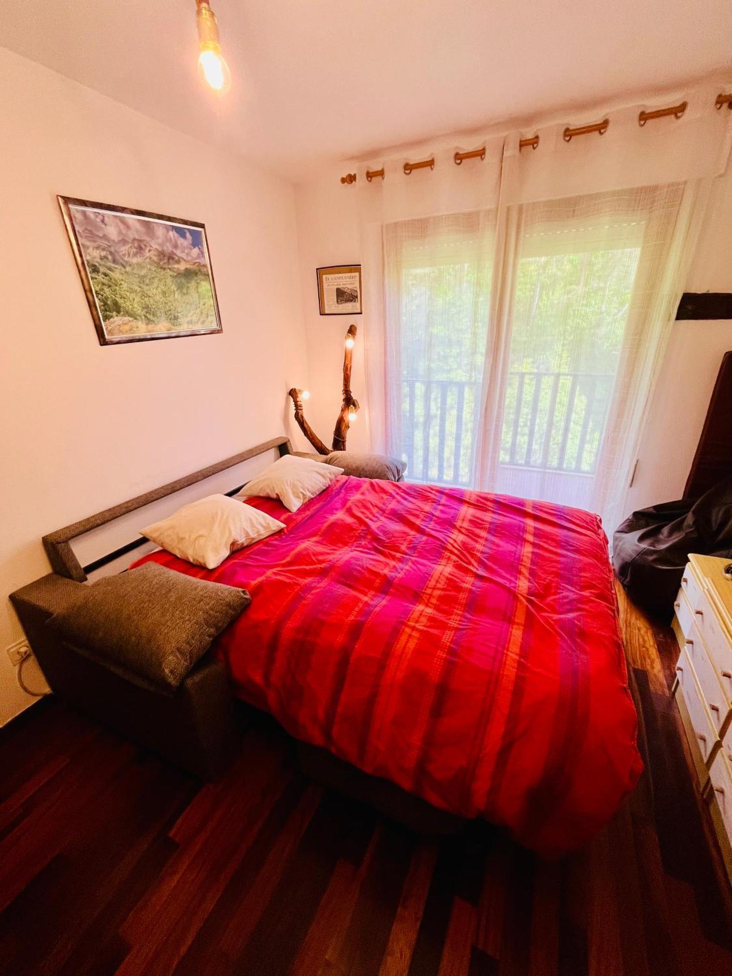 El Refugio De La Ardilla, Apartamento Canfranc-Estacion Bagian luar foto